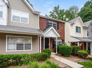 5746 Prescott Ct, Charlotte, NC 28269