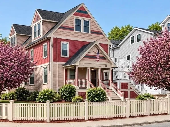 15 Whitford St #3, Roslindale, MA 02131