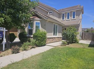 3489 Sussex Ave, Clovis, CA 93619