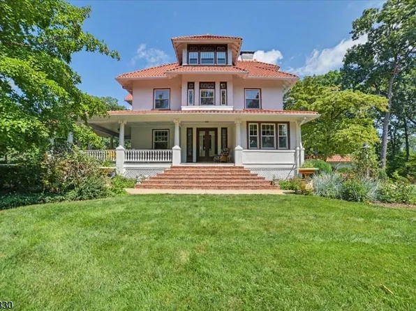 44 Manor Dr, Bernards Twp., NJ 07920