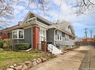 1039 Angle Ave, Northbrook, IL