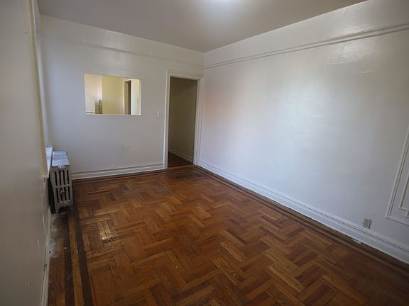 5th image of 271 Sullivan Pl #4F