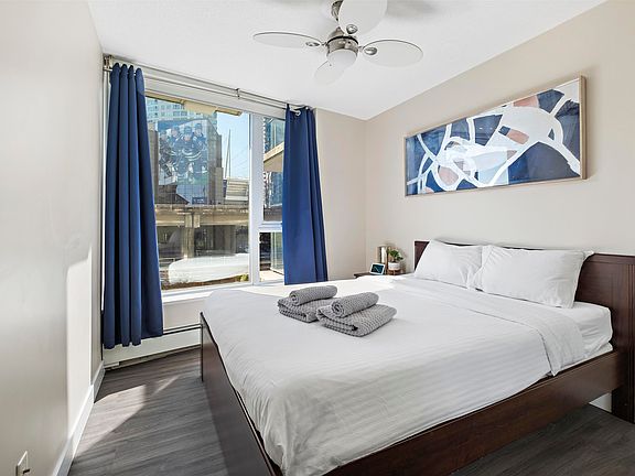 4th image of 689 Abbott St #305