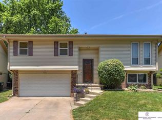 13688 V St, Omaha, NE 68137