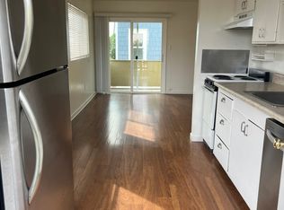 165 Chestnut Ave APT C, Carlsbad, CA 92008