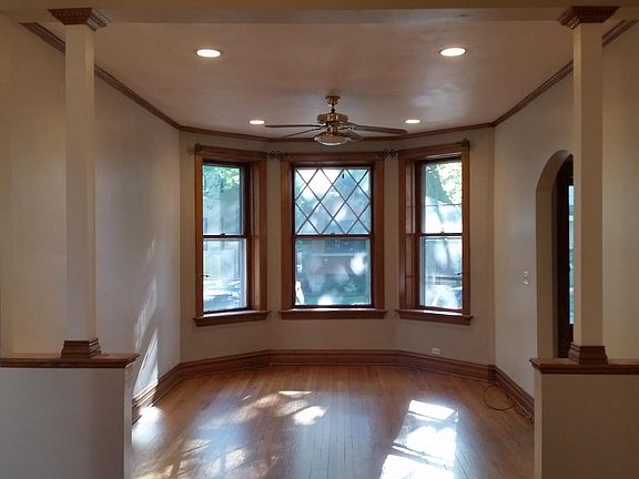 4th image of 3807 N Bell Ave #1