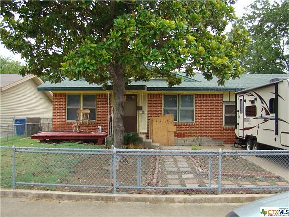 2nd image of 706 S 1st St