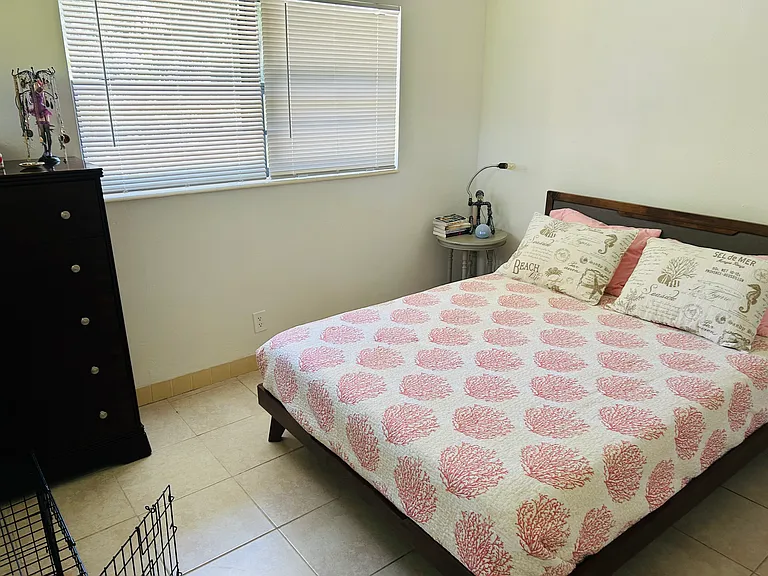 1012 W Las Olas Blvd #3 — Photo 9