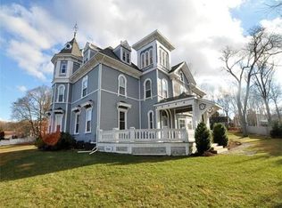 36 Heritage Rd, Quincy, MA 02169