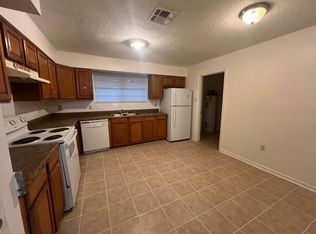 7040-42 Salem Dr #7040, New Orleans, LA 70127