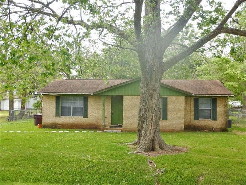 1st image of 103 Hickory Dr
