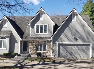1405 NE Sunny Creek Ln, Blue Springs, MO 64014
