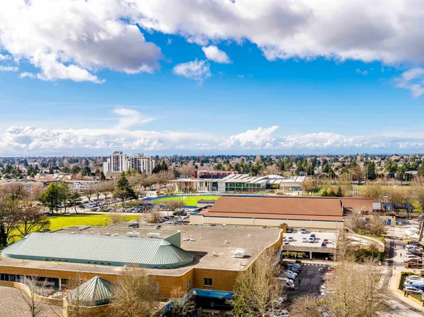 6808 Minoru Blvd #1213, Richmond, BC V6Y 2V7