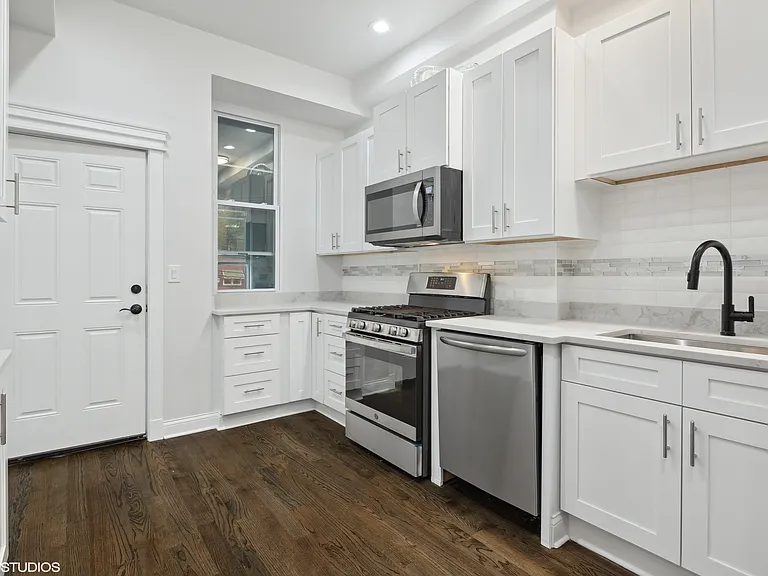 2342 W Fullerton Ave #2 — Photo 1