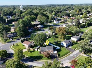1803 Gravers Ln, Wilmington, DE 19810