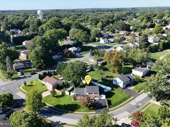 1803 Gravers Ln, Wilmington, DE 19810