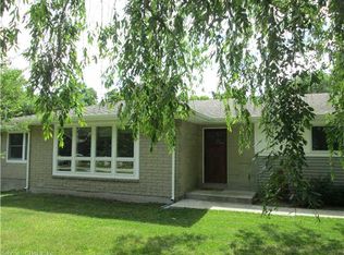 1028 E Lake Rd, Oakdale, CT 06370