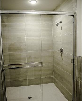 2nd image of 1823 E Glenwood Ave #1