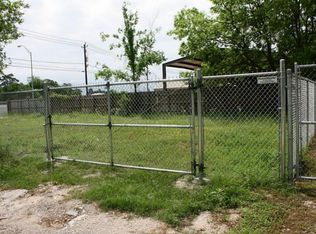 8419 W Hardy Rd, Houston, TX 77022