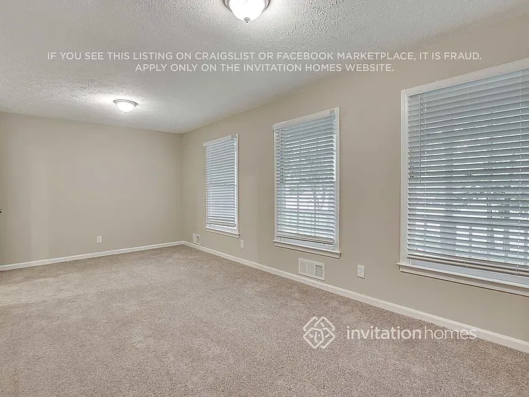6236 Shallow Creek Ln — Photo 4