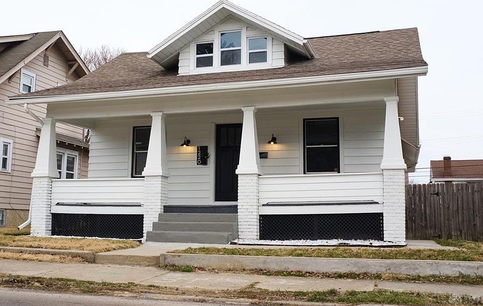 1st image of 1220 Arbor Ave