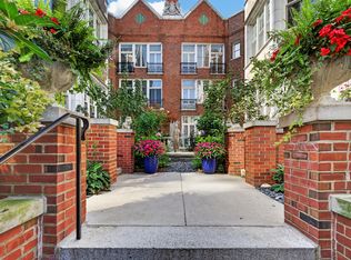 1031 W Bryn Mawr Ave APT 2A, Chicago, IL 60660