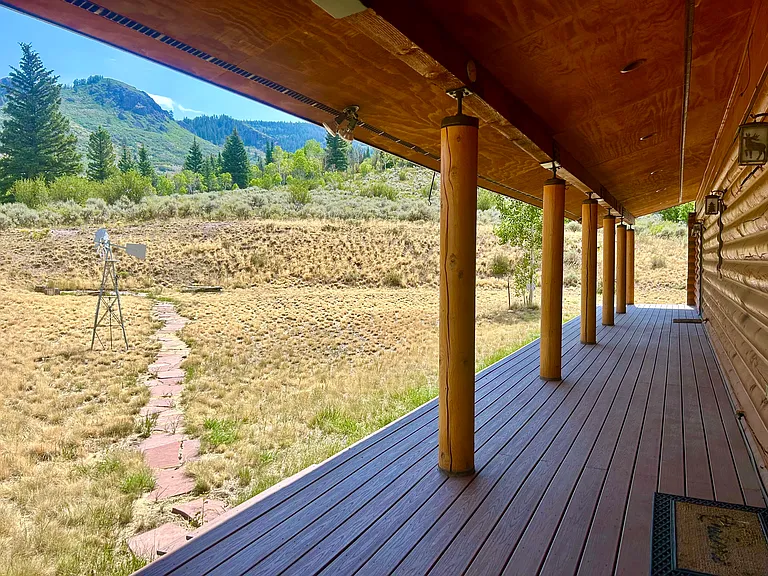 31125 Corral Dr — Photo 32