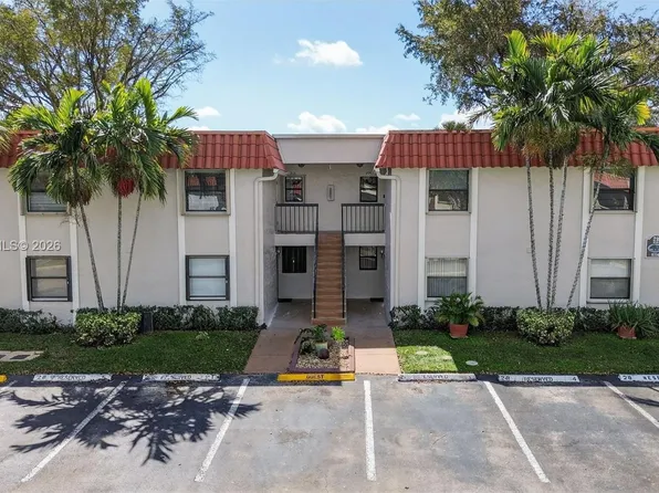 9730 Hammocks Blvd APT 201-28, Miami, FL 33196