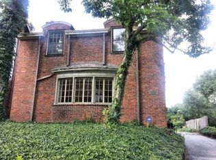 7131 Lindell Blvd, Saint Louis, MO