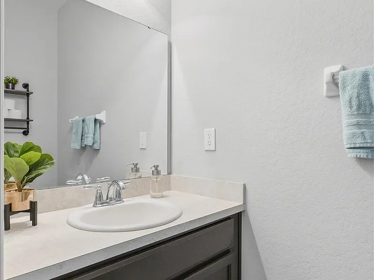 3615 Peregrine Way — Photo 12