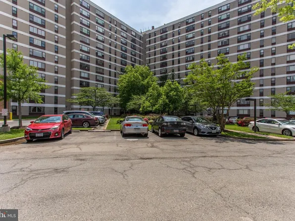 4600 Duke St APT 1501, Alexandria, VA 22304