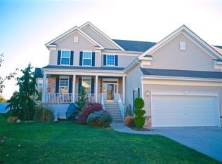 105 Carmel Dr, Egg Harbor Township, NJ 08234