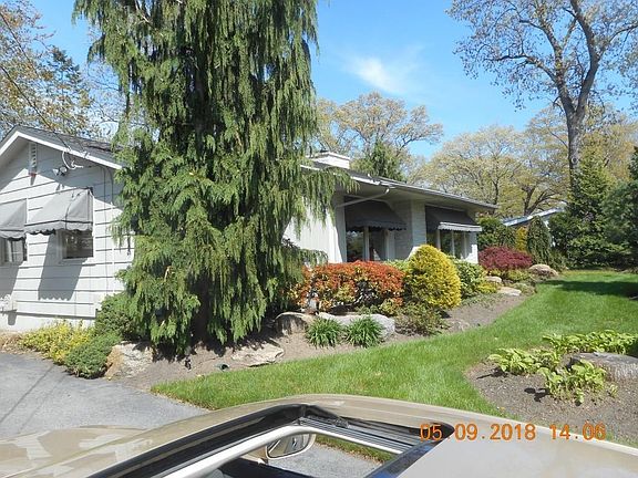 5th image of 316 Meshanticut Valley Pkwy