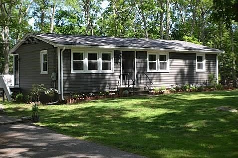High-end vinyl siding and all new windows installed October 2017