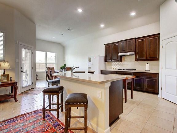 4th image of 209 Headwaters Dr