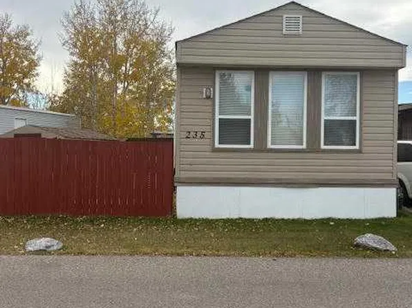 6220 17th Ave SE #235, Calgary, AB T2A 7H4