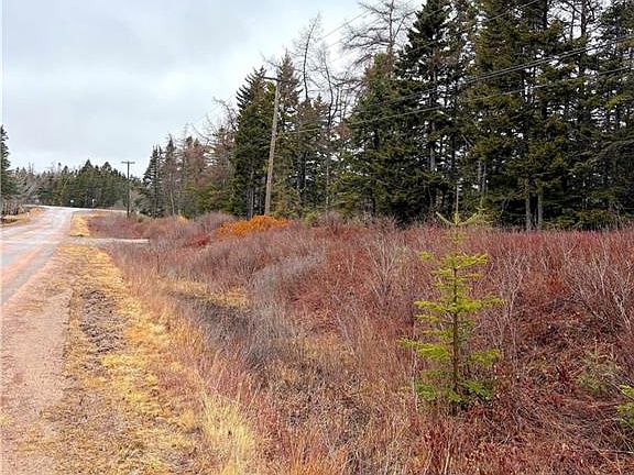 4th image of Mink Brook Rd