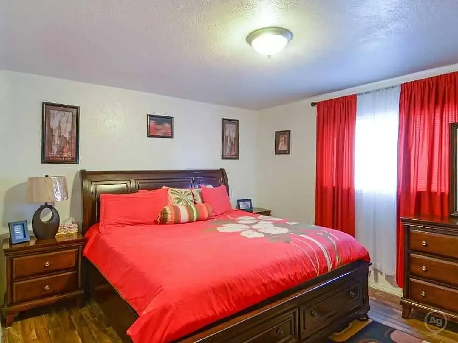 Summerplace Apartments — Photo 3