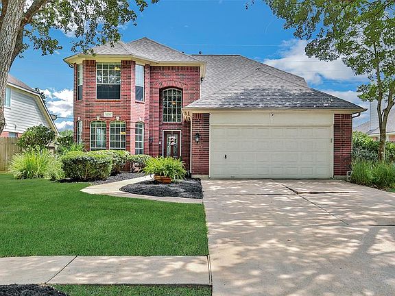 3rd image of 6130 Terrell Hills Dr