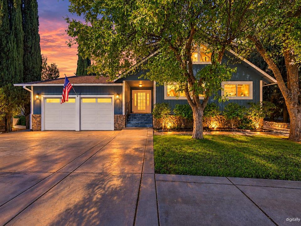 1st image of 24718 Oro Valley Rd
