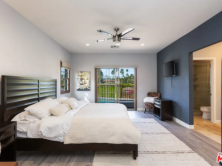 546 N Indian Canyon Dr — Photo 23