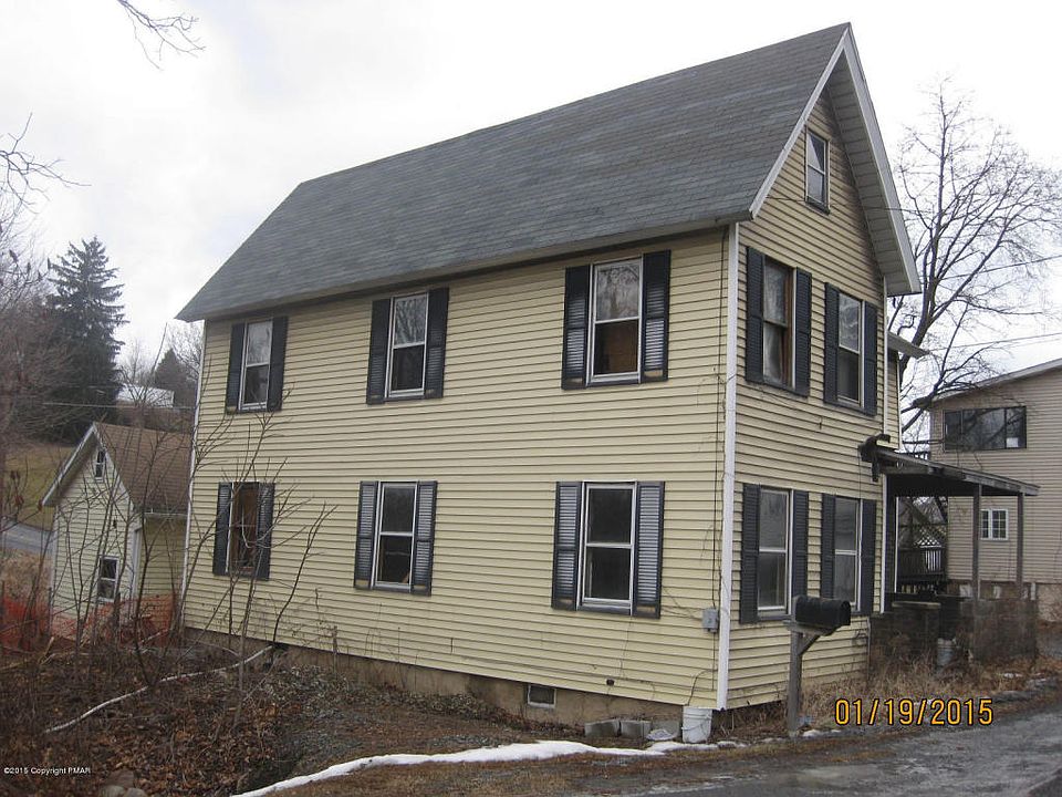 2nd image of 400 Canal St