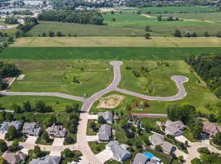 Madi Ct #97, Menasha, WI 54952