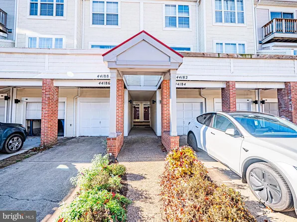 44186 Shady Glen Ter, Ashburn, VA 20147