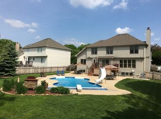2336 Indian Grass Rd, Naperville, IL 60564