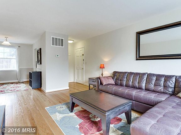 3rd image of 3347 S Wakefield St #A