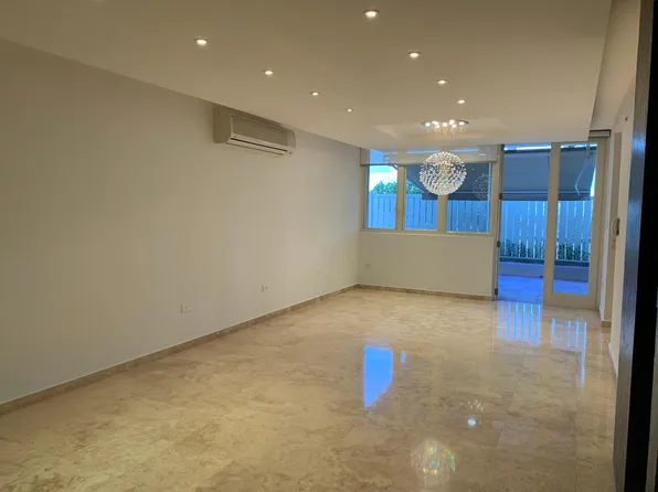1 Avenida Palma Real Cond Murano, Guaynabo, PR