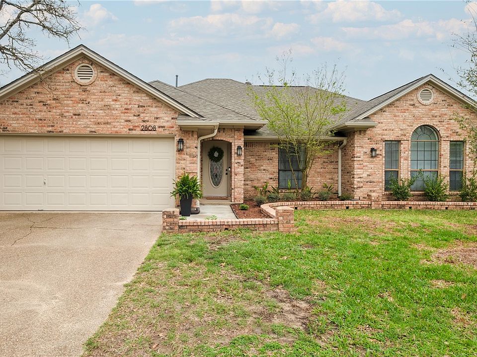 1st image of 2808 Pueblo Ct N