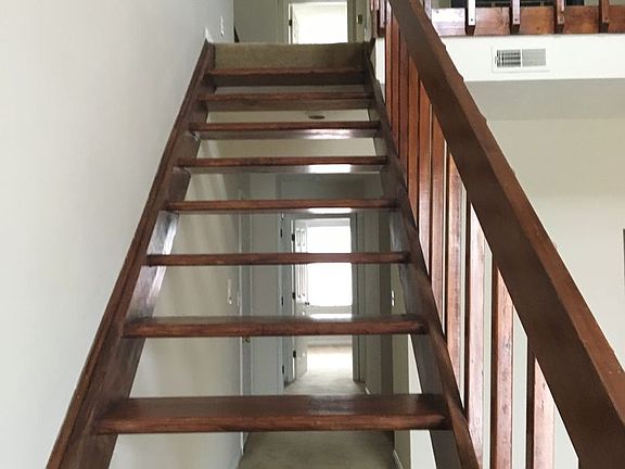 2nd image of 1210 Stockley Gdns APT 605
