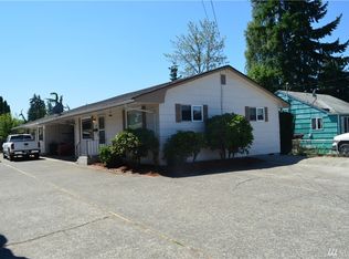 1706 W Pioneer, Puyallup, WA 98371